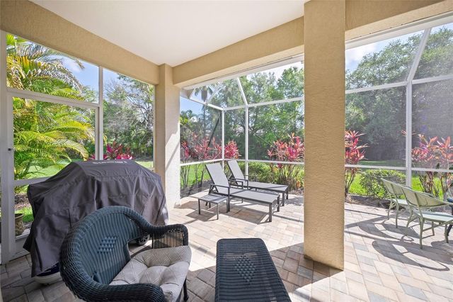 6923 LENNOX PLACE, University Park, FL 34201