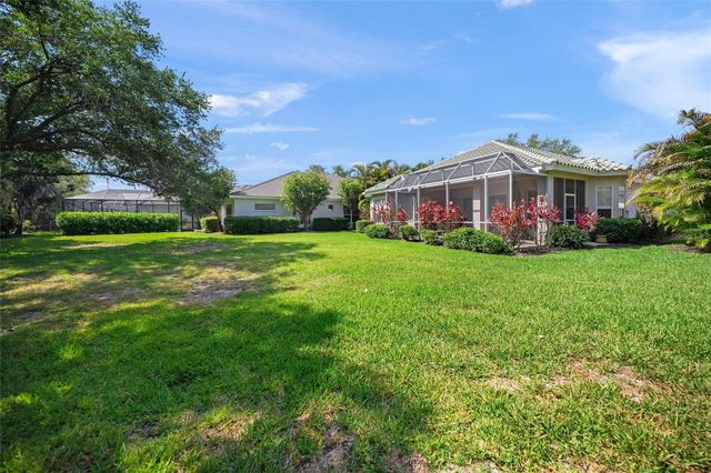 6923 LENNOX PLACE, University Park, FL 34201