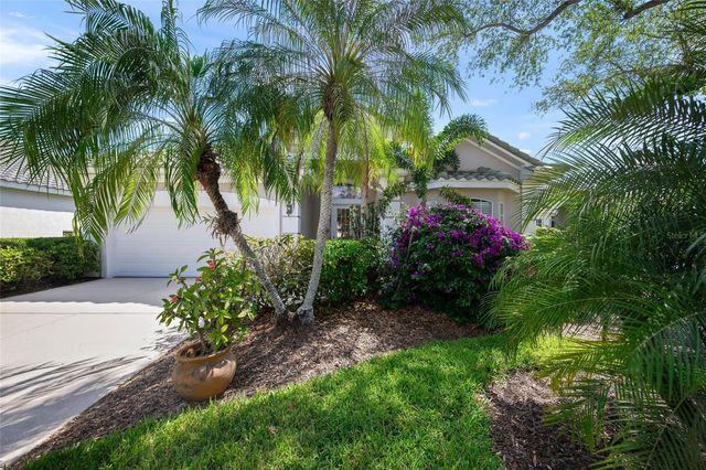 6923 LENNOX PLACE, University Park, FL 34201