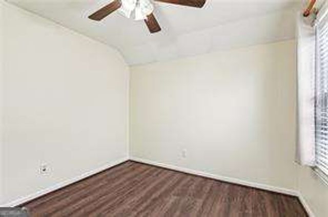 1726 Taynton Circle NW, Kennesaw, GA 30152