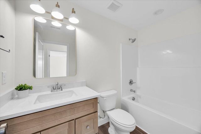 275 Ragan Street, Campobello, SC 29322