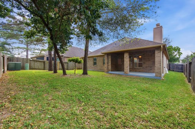 1015 Cedar Lake Court, Conroe, TX 77384