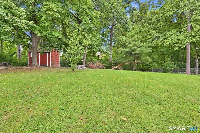 42 Falmouth Drive, Shelton, CT 06484