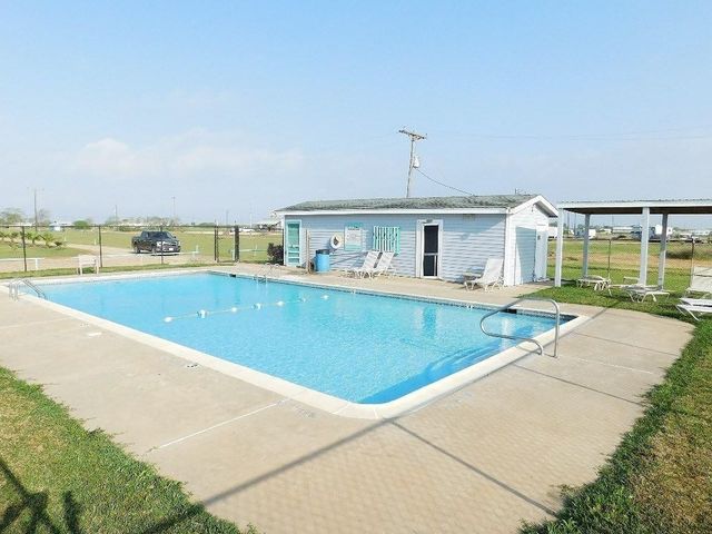 223 Baracuda Drive, Palacios, TX 77465