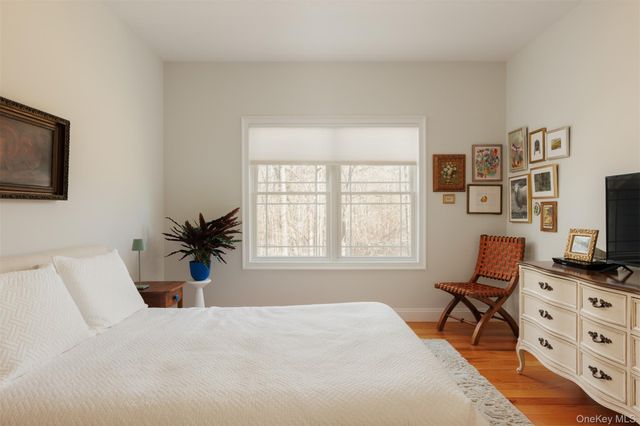 44 Will Tremper Drive, Rhinebeck, NY 12572