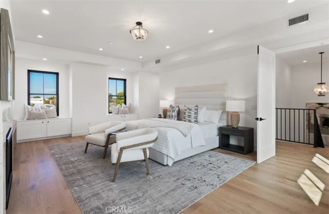 430 Tustin Avenue, Newport Beach, CA 92627