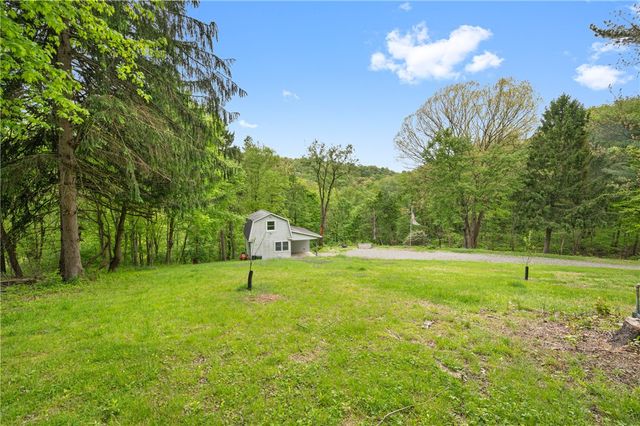 1620 Clark Ln, Harrison Twp, PA 15065