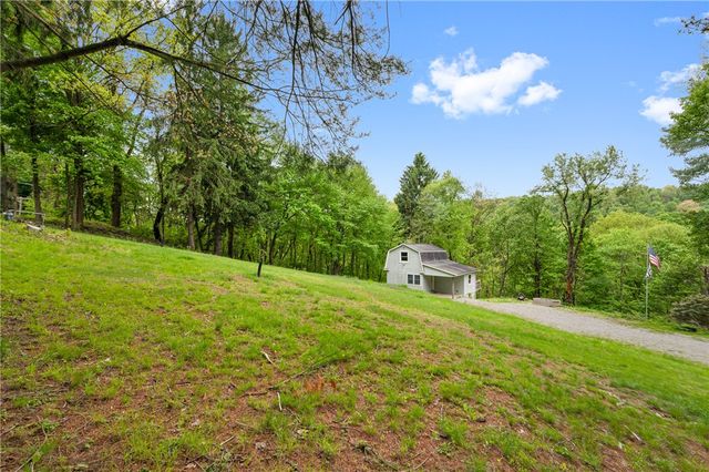 1620 Clark Ln, Harrison Twp, PA 15065