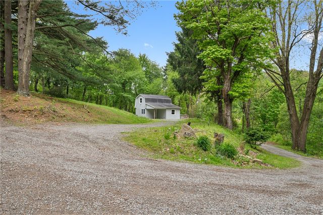 1620 Clark Ln, Harrison Twp, PA 15065