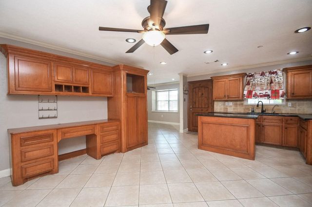 1231 Hopper Road, Houston, TX 77037