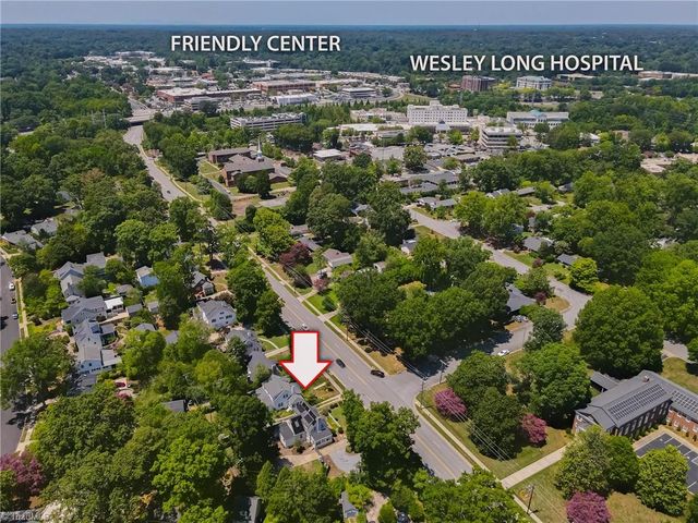 2209 W Friendly Avenue, Greensboro, NC 27403