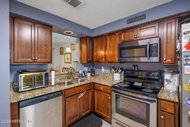 7012 PRESTWICK Circle S, Jacksonville, FL 32244