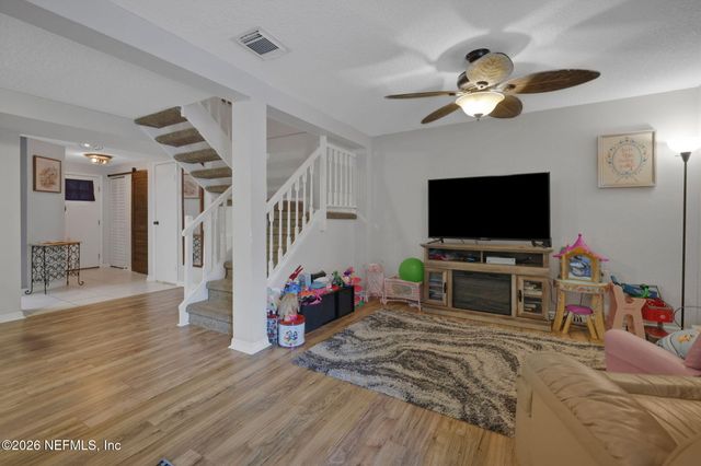 7012 PRESTWICK Circle S, Jacksonville, FL 32244