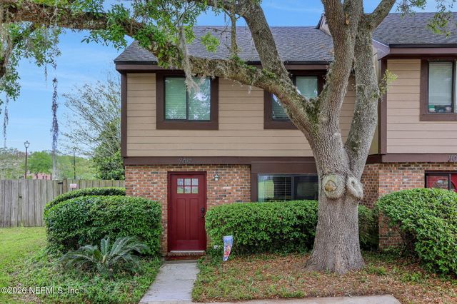 7012 PRESTWICK Circle S, Jacksonville, FL 32244