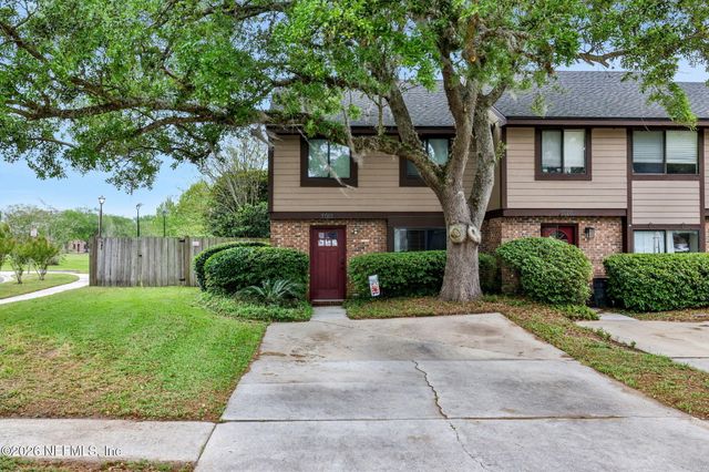 7012 PRESTWICK Circle S, Jacksonville, FL 32244