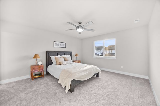 213 NE Doe Pointe Lane, Ankeny, IA 50021