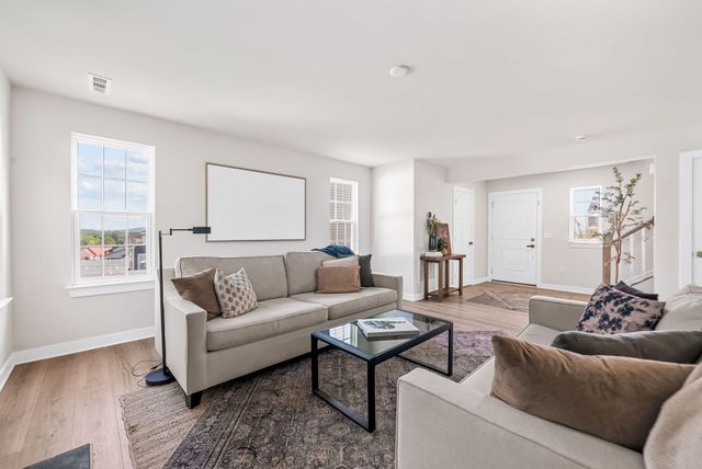 530 Shady Dell Trl, Smyrna, TN 37167