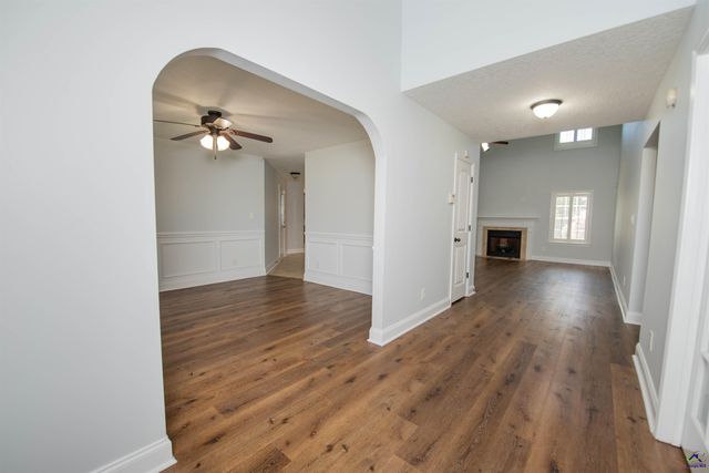 202 Northumberland Way, Warner Robins, GA 31088