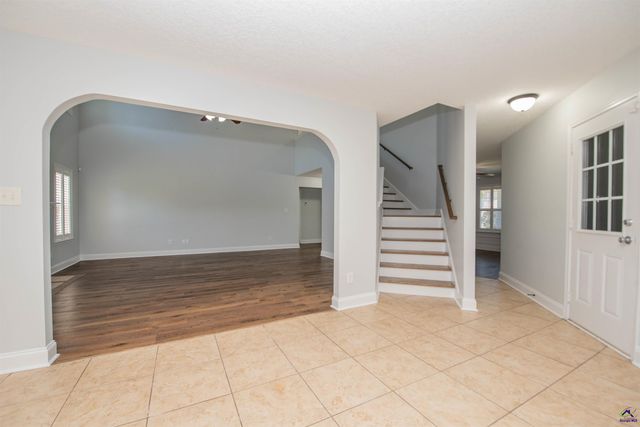 202 Northumberland Way, Warner Robins, GA 31088