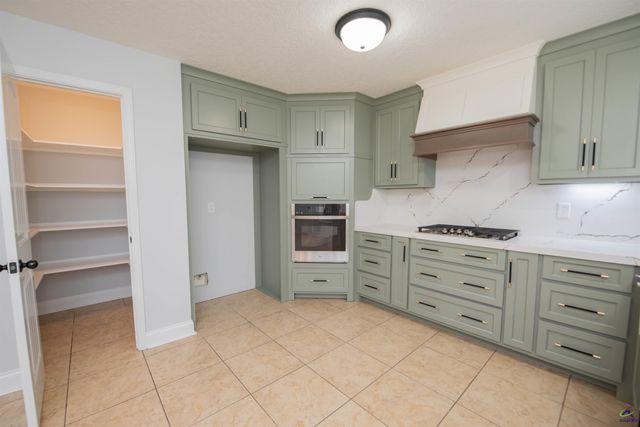 202 Northumberland Way, Warner Robins, GA 31088