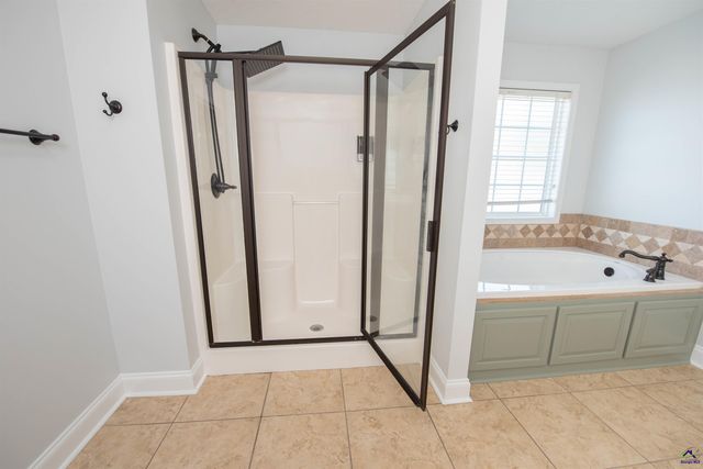 202 Northumberland Way, Warner Robins, GA 31088
