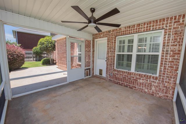 202 Northumberland Way, Warner Robins, GA 31088