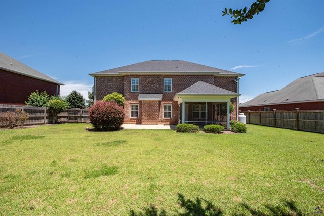 202 Northumberland Way, Warner Robins, GA 31088