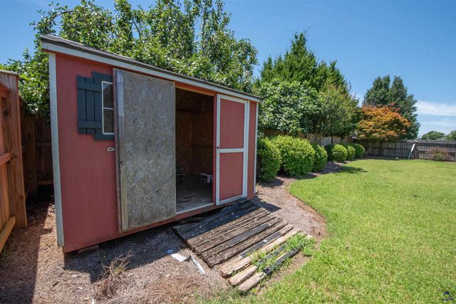 202 Northumberland Way, Warner Robins, GA 31088