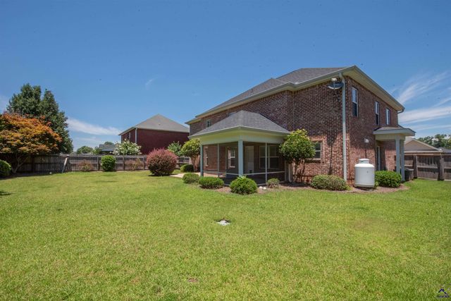 202 Northumberland Way, Warner Robins, GA 31088