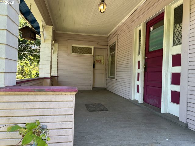 235 Se 14TH Ave, Portland, OR 97214