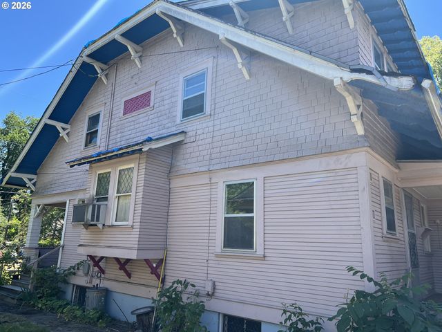 235 Se 14TH Ave, Portland, OR 97214