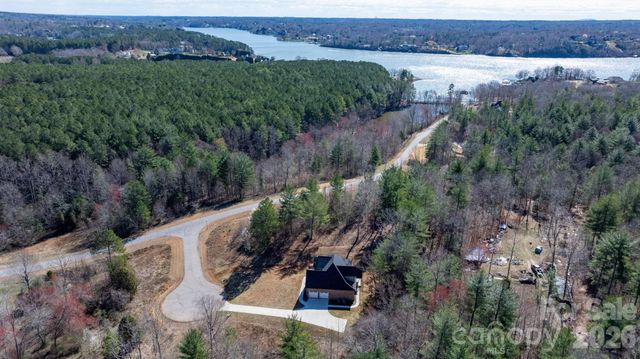 5940 Vintage Court 14 & 15, Granite Falls, NC 28630