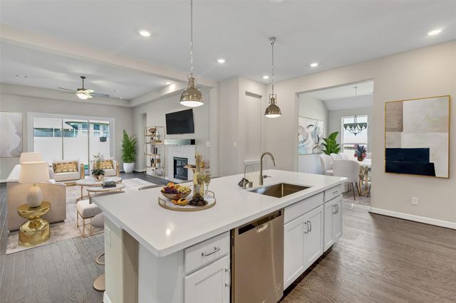 4125 Hidden Autumn Lane, League City, TX 77573