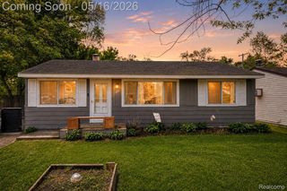 3016 Roselawn Street, Commerce Charter Township, MI 48390
