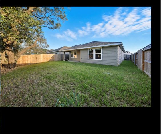 1638 Westway Drive, Arcola, TX 77545