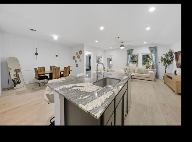 1638 Westway Drive, Arcola, TX 77545
