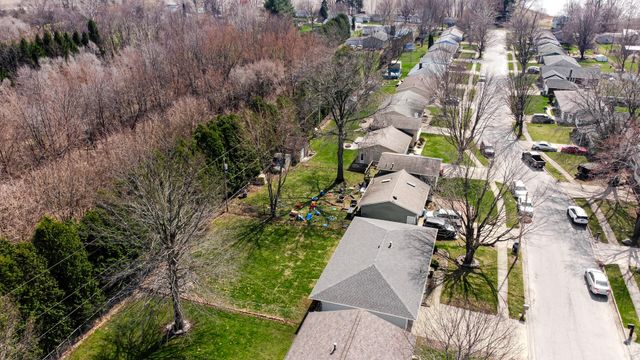 917 Albin Drive, La Porte, IN 46350