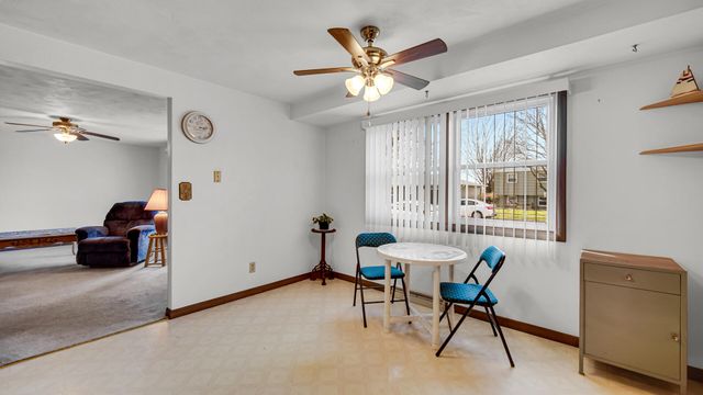 917 Albin Drive, La Porte, IN 46350