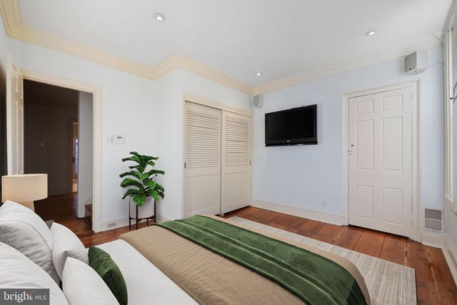 311 S CAMAC ST, Philadelphia, PA 19107