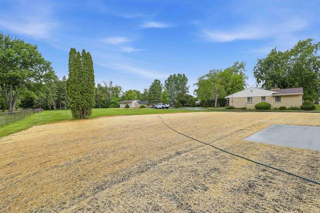 1150 FOND DU LAC AVENUE, Fond Du Lac, WI 54935