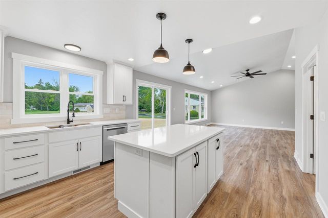 1150 FOND DU LAC AVENUE, Fond Du Lac, WI 54935