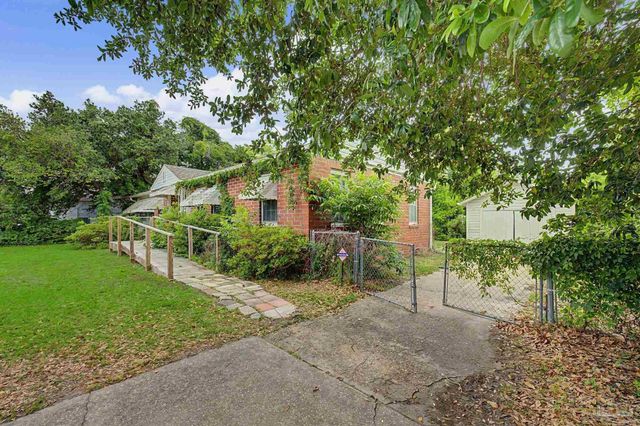 333 Gibbs Rd, Pensacola, FL 32507