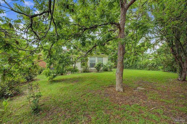 333 Gibbs Rd, Pensacola, FL 32507