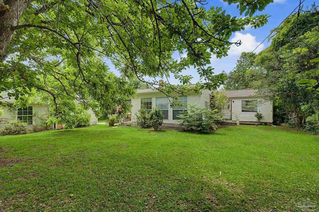 333 Gibbs Rd, Pensacola, FL 32507
