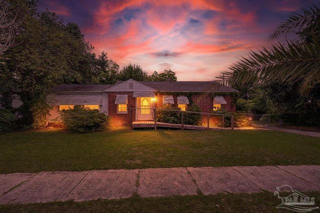 333 Gibbs Rd, Pensacola, FL 32507