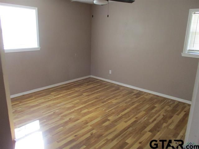 1370 CR 306 D, Henderson, TX 75654