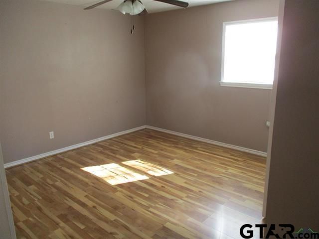 1370 CR 306 D, Henderson, TX 75654