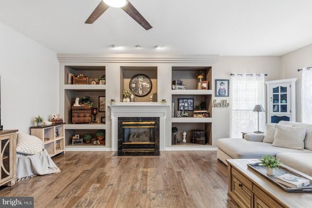 20828 CROSS TIMBER DR, Ashburn, VA 20147