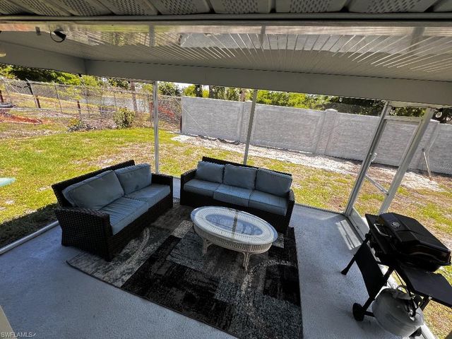 144 Whidden RD, North Fort Myers, FL 33917