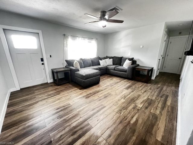 144 Whidden RD, North Fort Myers, FL 33917